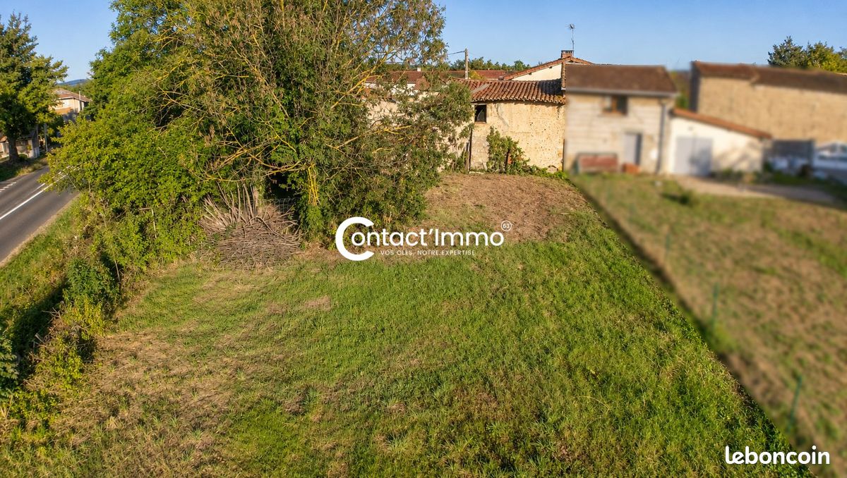 Maison 2 pièces 180 m² · à Glaine-Montaigut · 180 m² · 14 900 €