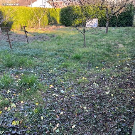 Terrain à bâtir libre de construction à Cattenom