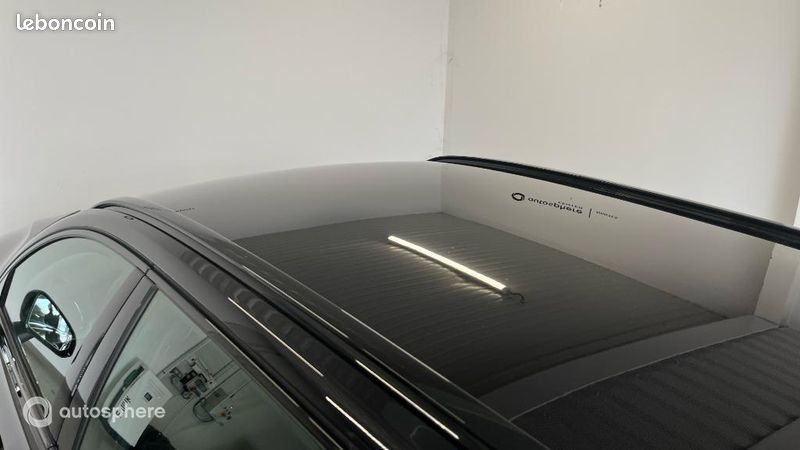 Volvo V60 B4 197ch Plus Style Dark DCT 7 (image 22)