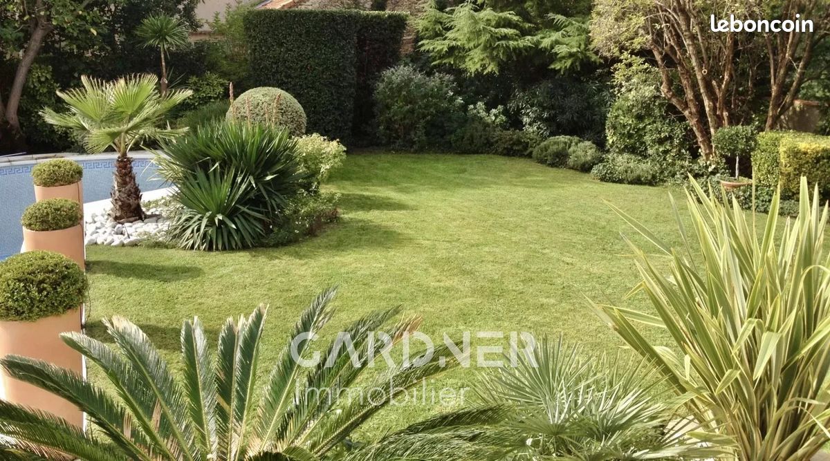 Maison 5 pièces 160 m² · à Aubagne · 160 m² · 625 000 €