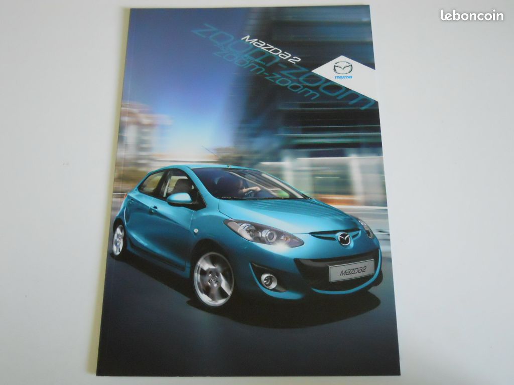 MAZDA 2 - brochures 3x catalogues éditions 2007 - 2008 - 2011 (image 3)