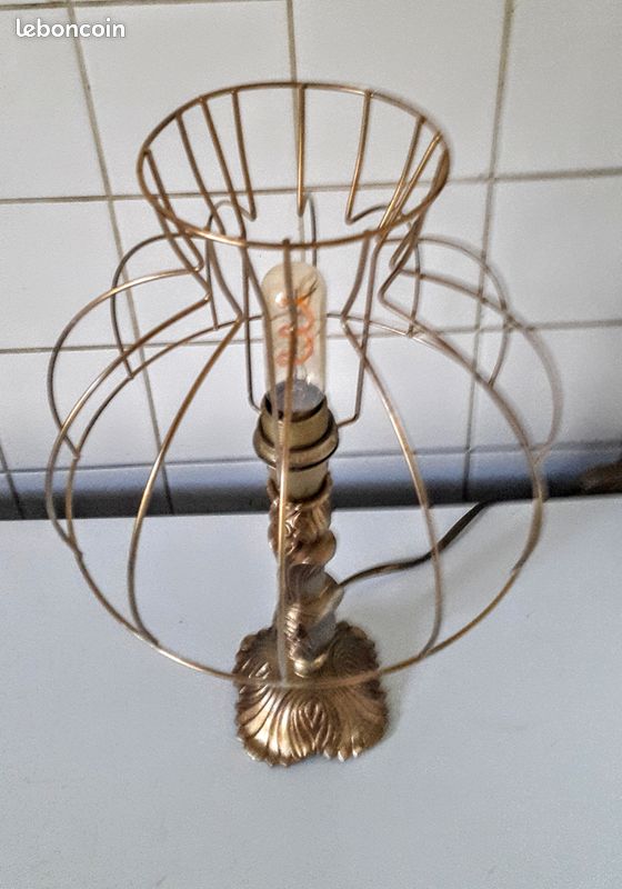 Golden vintage lamp (image 3)