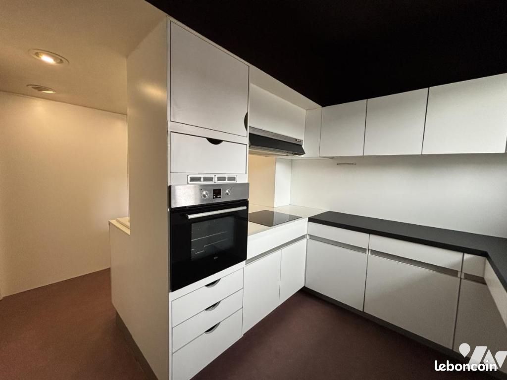Appartement 4 pièces 128 m² · à Amiens · 128 m² · 1 140 €/mois