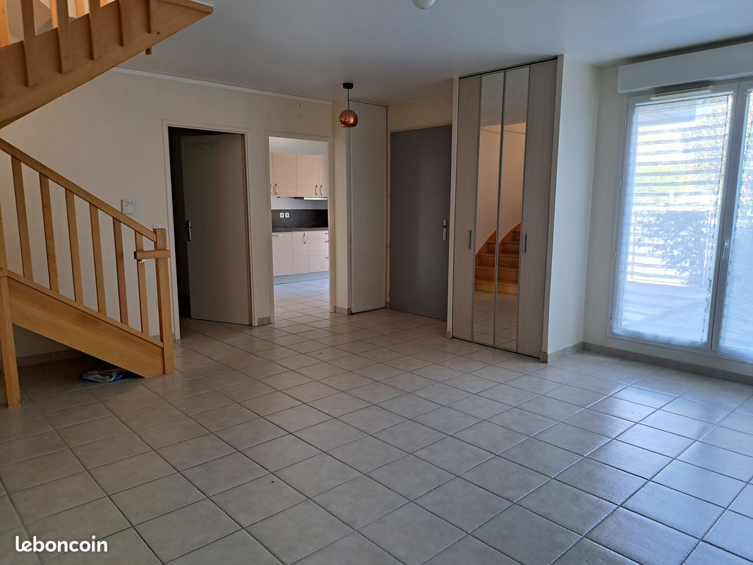 Maison 4 pièces 93 m² · à Nanterre · 93 m² · 2 200 €/mois