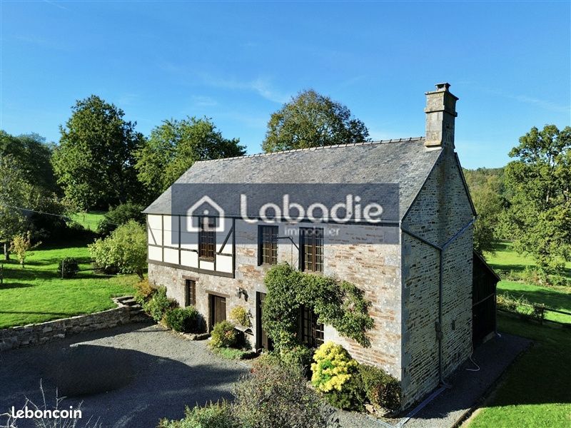 Maison 5 pièces 137 m² · à Lonlay-l'Abbaye · 137 m² · 185 000 €