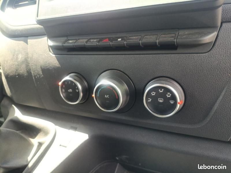 Renault Master CCb F3500 L2 2.3 dCi 135ch Double Cabine Confort Euro6 (image 22)