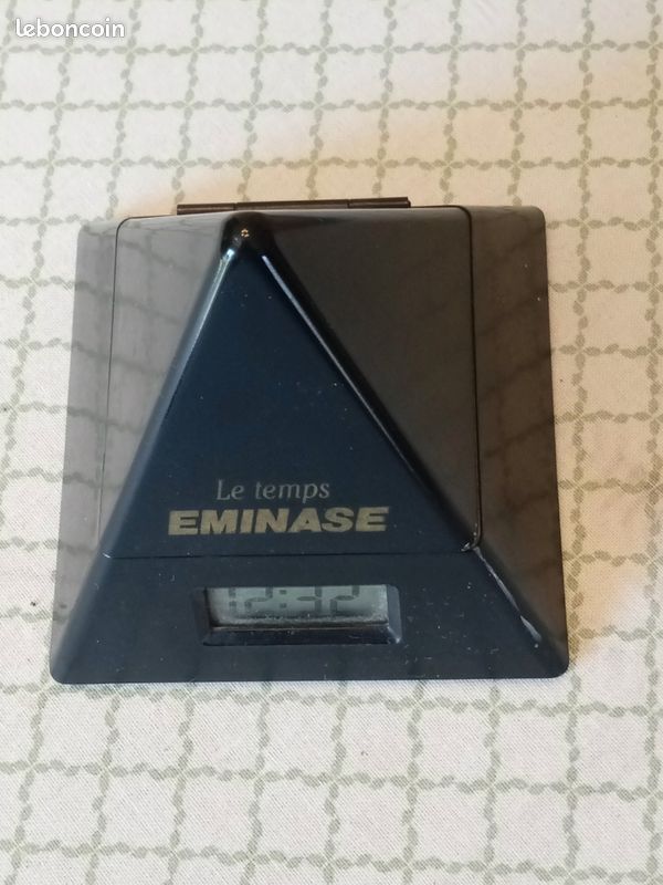 80s Horloge Calculatrice Pyramide Eminase (image 4)