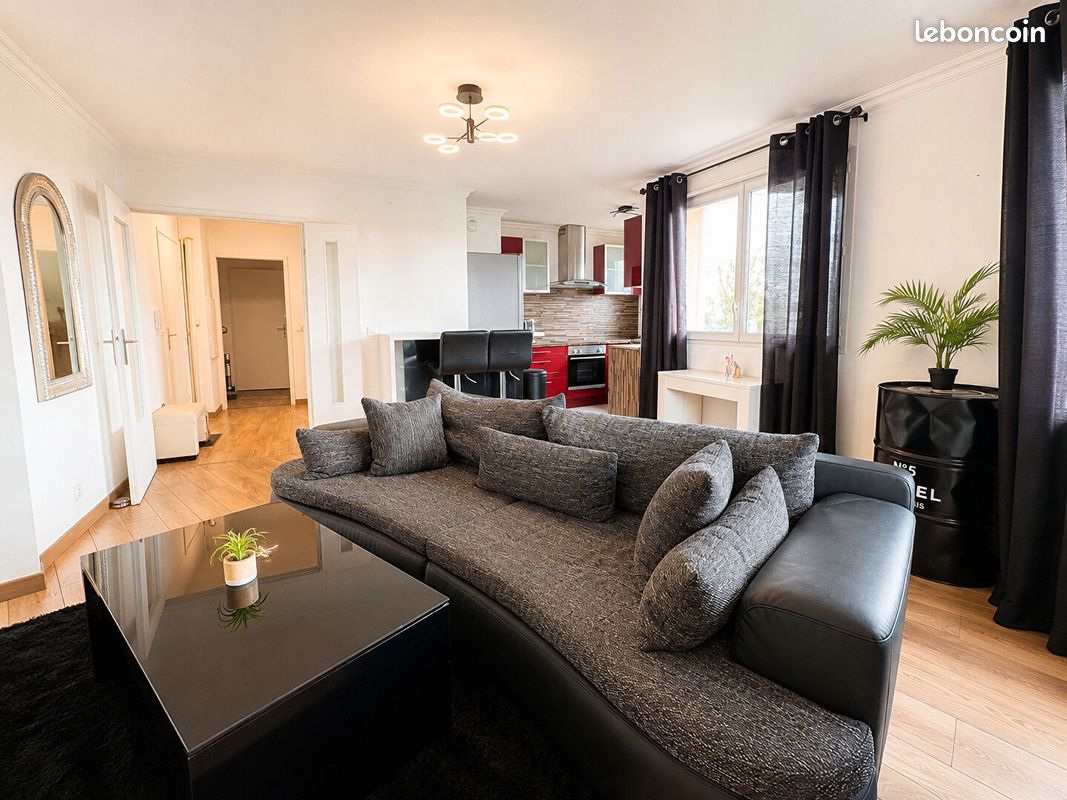 Appartement 3 pièces 63 m² · à Corbeil-Essonnes · 63 m² · 1 120 €