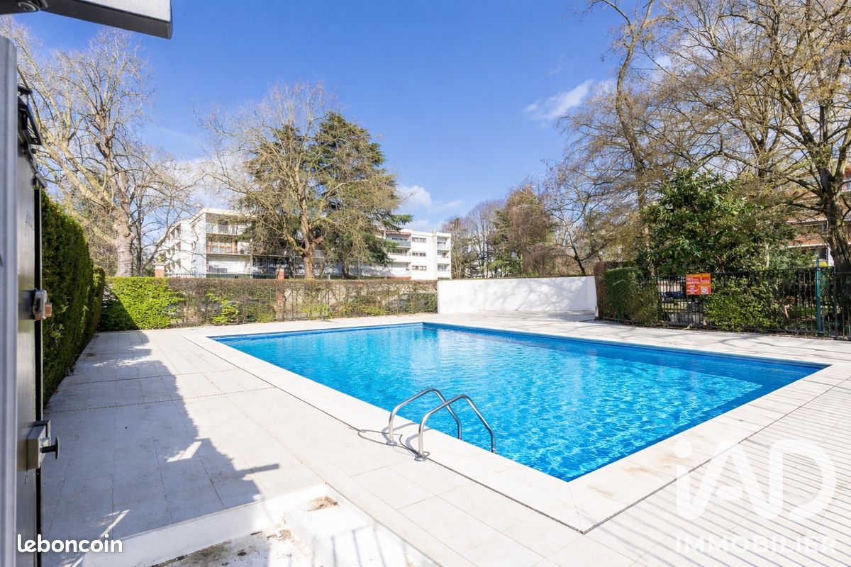 Appartement 3 pièces 83 m² · à Chilly-Mazarin · 83 m² · 219 000 €