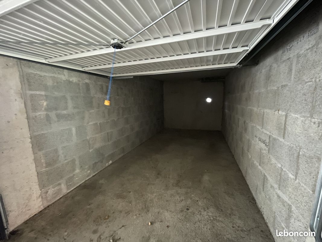 Parking 16 m² · à Saint-Nazaire · 16 m² · 25 000 €