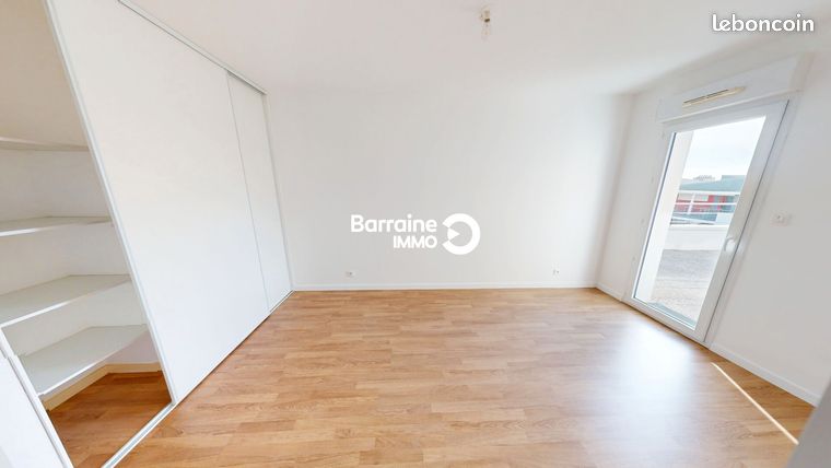 https://img.leboncoin.fr/api/v1/lbcpb1/images/0b/33/37/0b3337f306bf2493d215f6f6d8241b4718f5077d.jpg?rule=ad-image