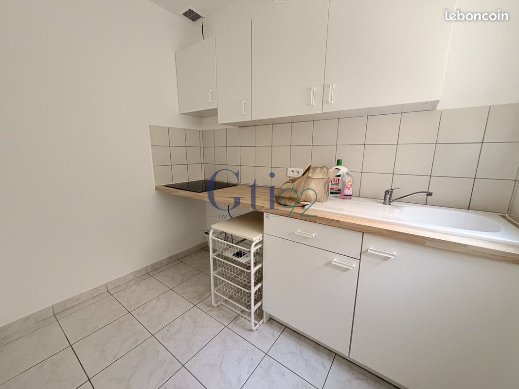 Appartement 2 pièces 39 m² · à Issy-les-Moulineaux · 39 m² · 970 €
