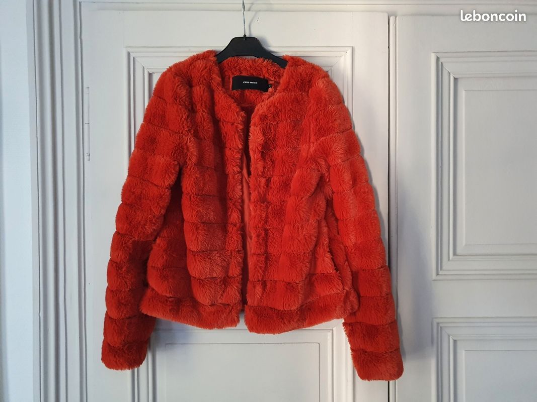 Veste Fausse Fourrure Femme Rouge Veste En Fausse Fourrure Véro