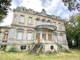 Maison 600 m² · à Eysines · 600 m² · 2 023 500 €