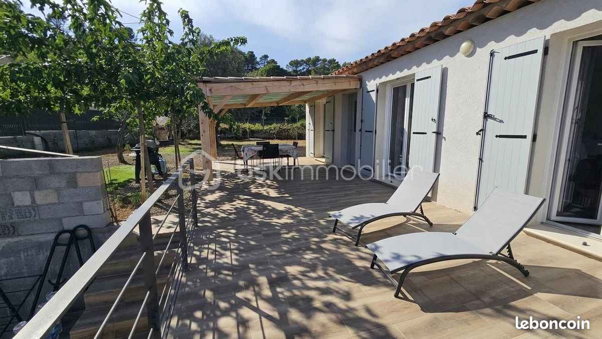 Maison 4 pièces 80 m² · à Le Thoronet · 80 m² · 379 000 €
