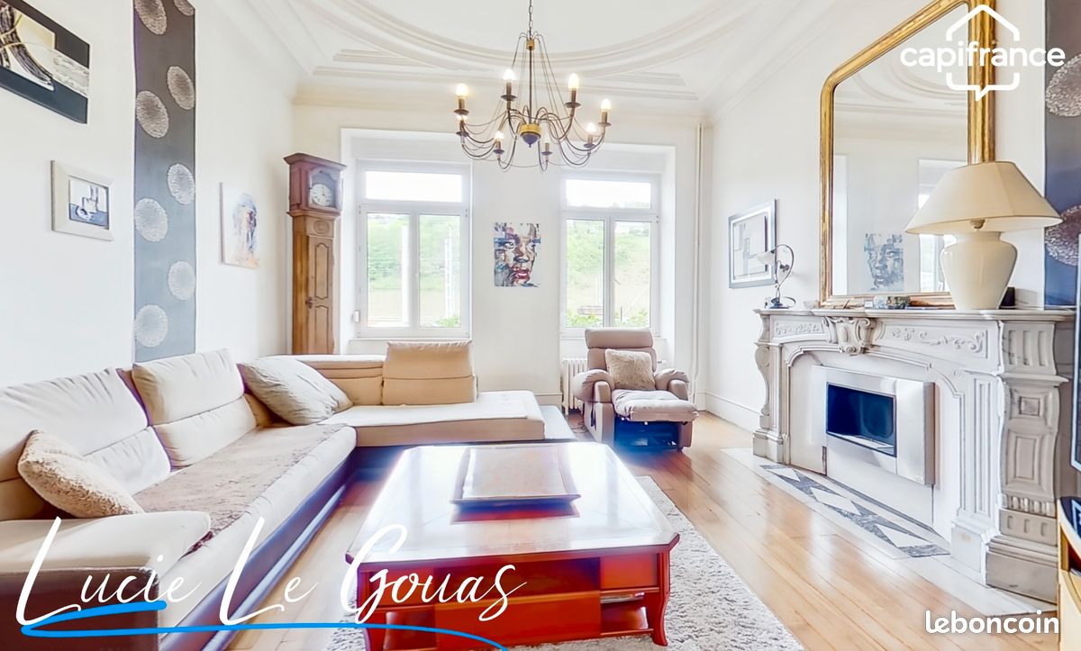 Maison 8 pièces 350 m² · à Longuyon · 350 m² · 455 000 €