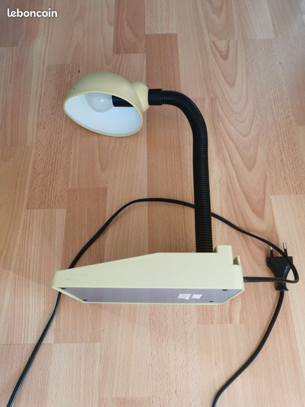 Lampe de bureau (image 2)