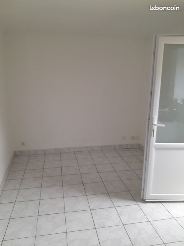 Appartement 1 pièce 30 m² · à Mézidon Vallée d'Auge · 30 m² · 400 €/mois
