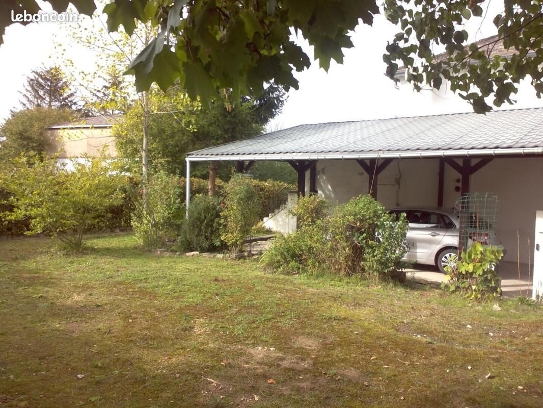 Maison 5 pièces 145 m² · à Insming · 145 m² · 110 000 €