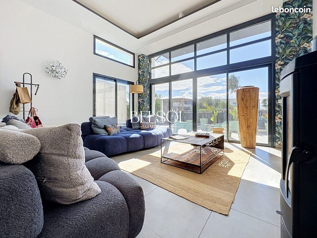 Maison 5 pièces 150 m² · à Villeneuve-de-la-Raho · 150 m² · 589 000 €