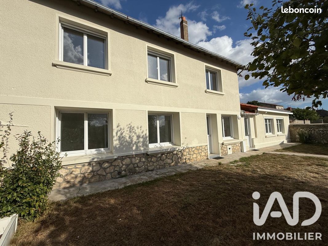 Maison 6 pièces 124 m² · à Châtellerault · 124 m² · 169 000 €