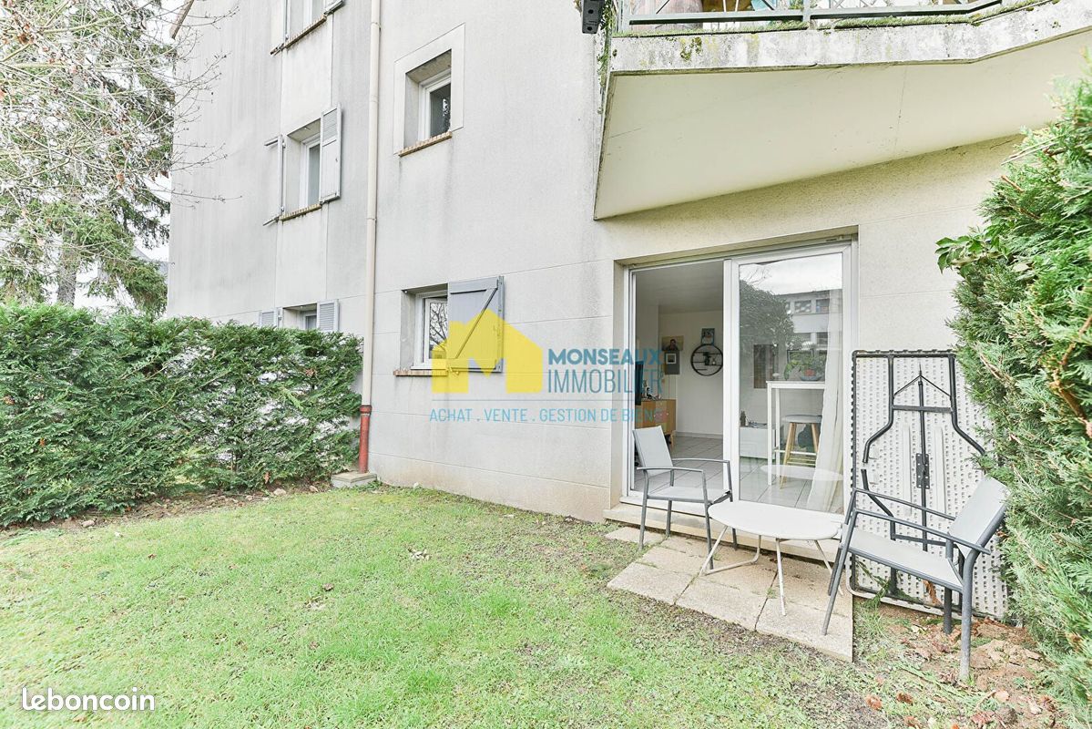 Appartement 1 pièce 29 m² · à Sainte-Geneviève-des-Bois · 29 m² · 120 000 €