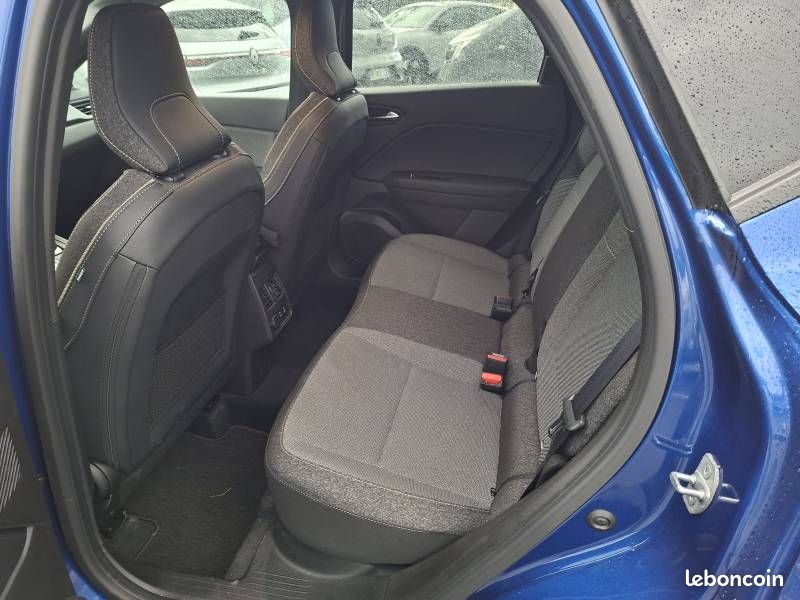 Renault Captur E-Tech full hybrid 160 ch Techno (image 15)