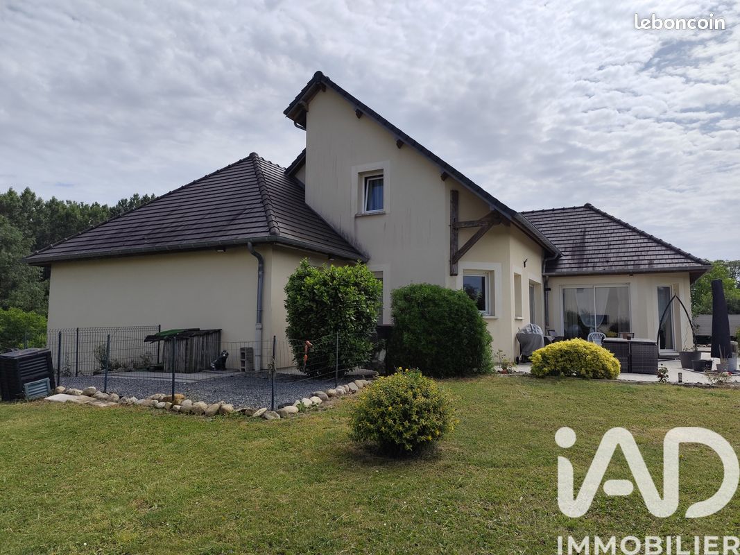 Maison 6 pièces 225 m² · à Torcy-le-Grand · 225 m² · 310 000 €