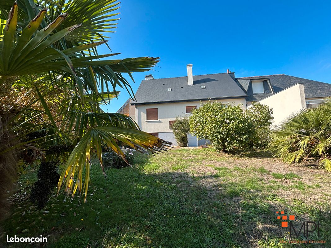Maison 8 pièces 154 m² · à L'Hermitage · 154 m² · 1 500 €/mois