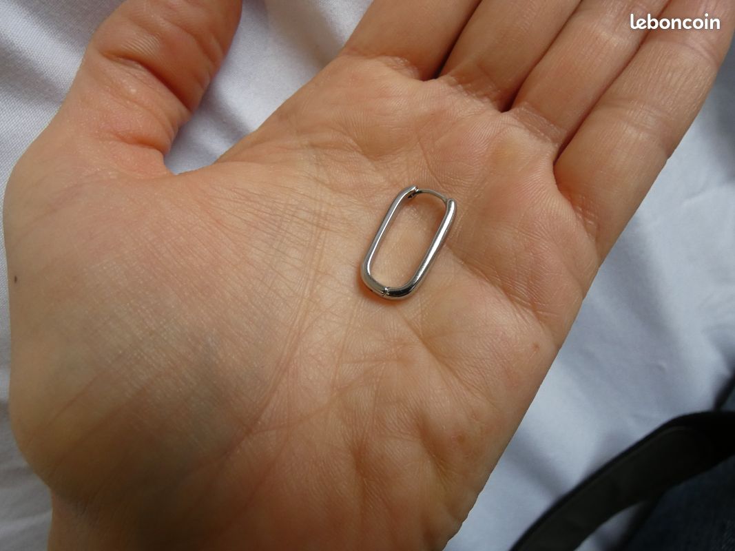Créoles acier inoxydable rectangles argentées femme / neuves avec 1 défaut (image 4)