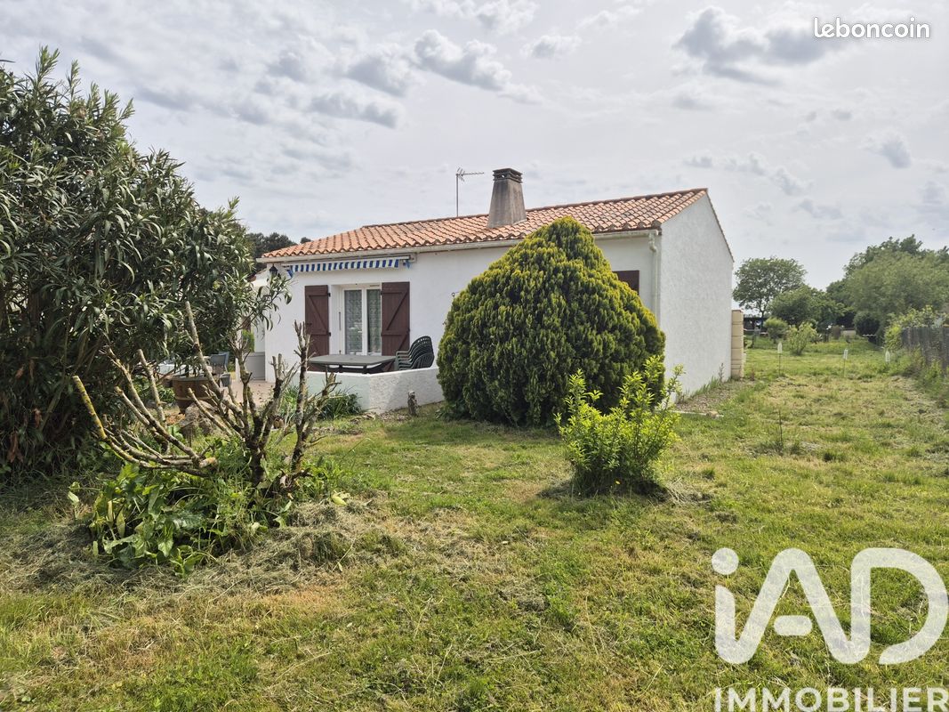 Maison 3 pièces 65 m² · à Saint-Hilaire-la-Forêt · 65 m² · 210 000 €