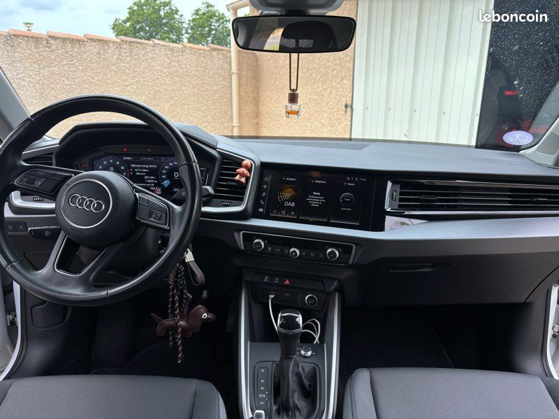 Audi A1 Sportback (image 3)