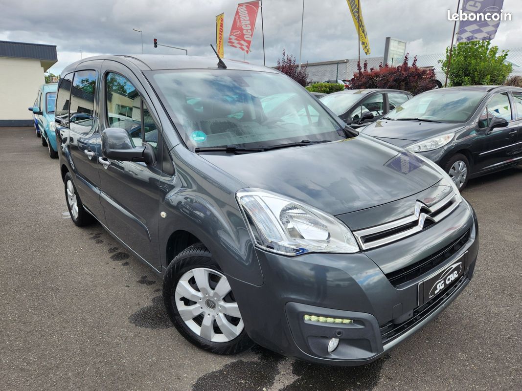 Citroën Berlingo 1L6 HDI 120CH MULTISPACE (image 2)