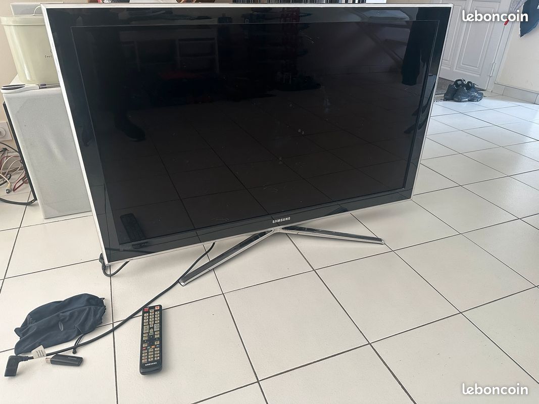Tv Samsung full hd 3d (image 1)