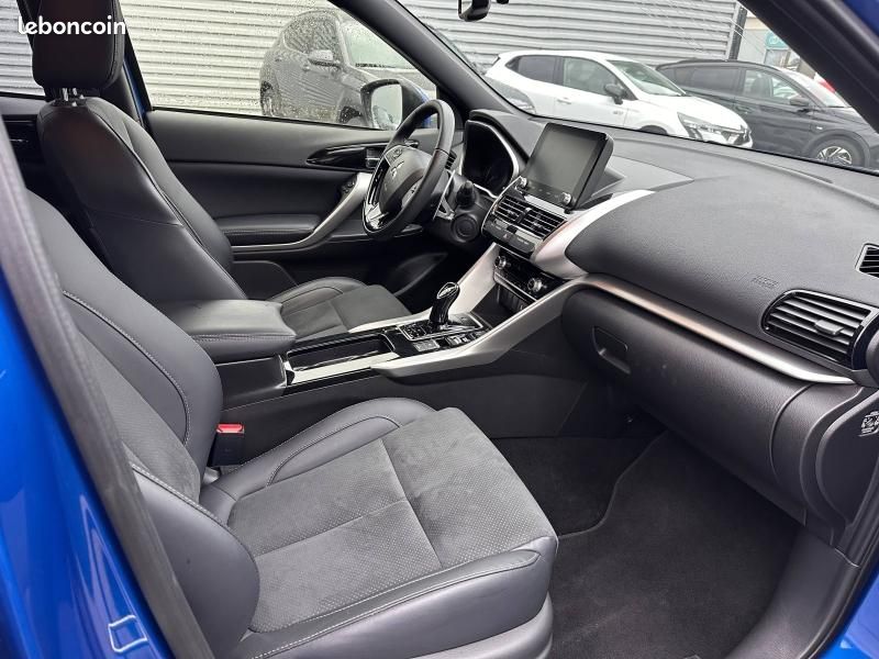 Mitsubishi Eclipse Cross 2.4 MIVEC PHEV 188ch Business 4WD (image 11)