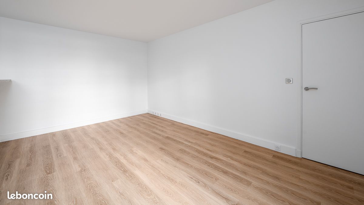Appartement 2 pièces 52 m² · à Paris · 52 m² · 1 890 €