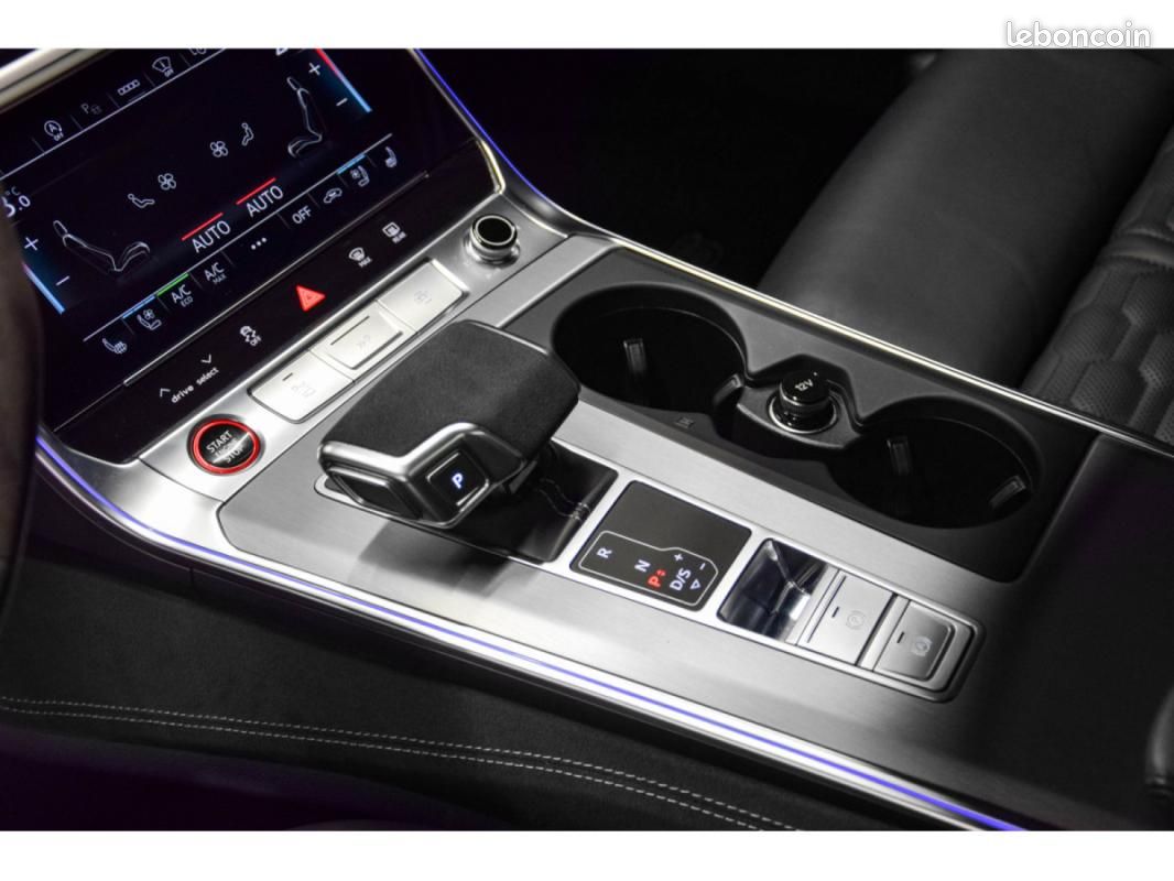 Audi RS6 C8 AVANT V8 4.0 TFSI / Bang & Olufsen ACC Matrix LED Volant alcantara (image 11)