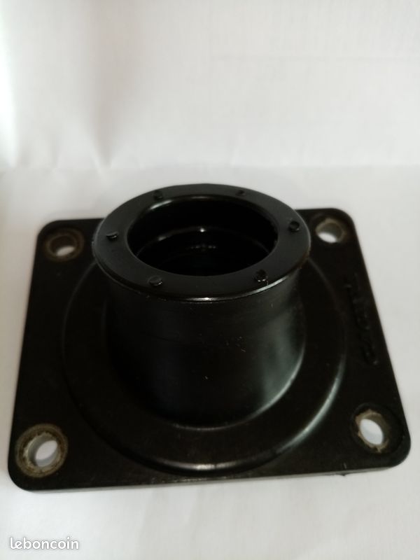 Pipe d'admission (image 1)