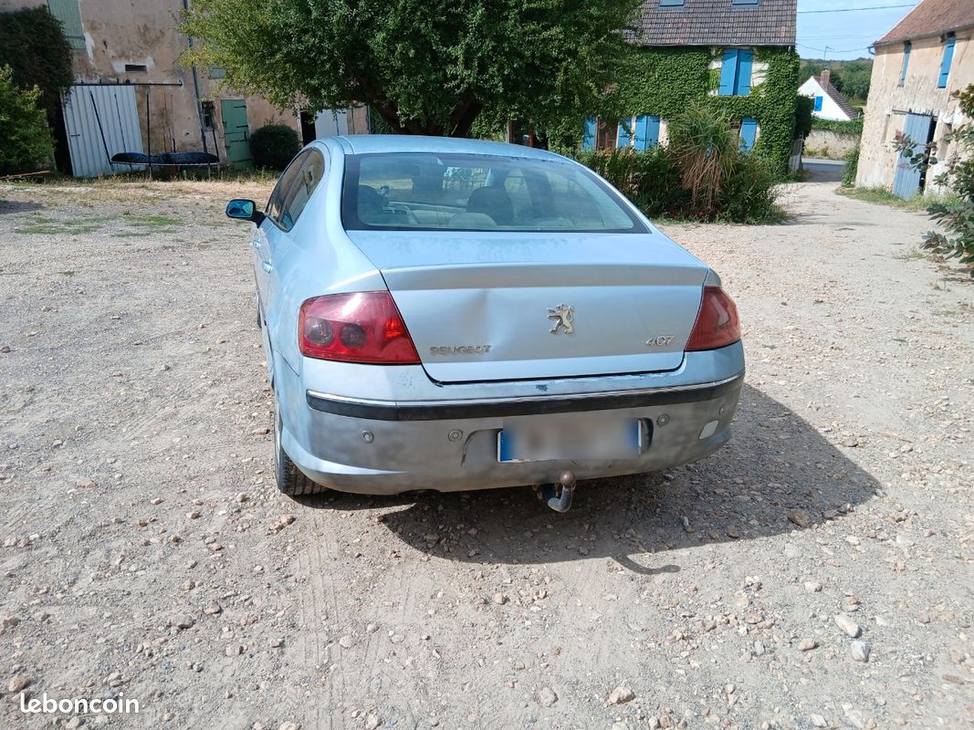 Peugeot 407 (image 2)