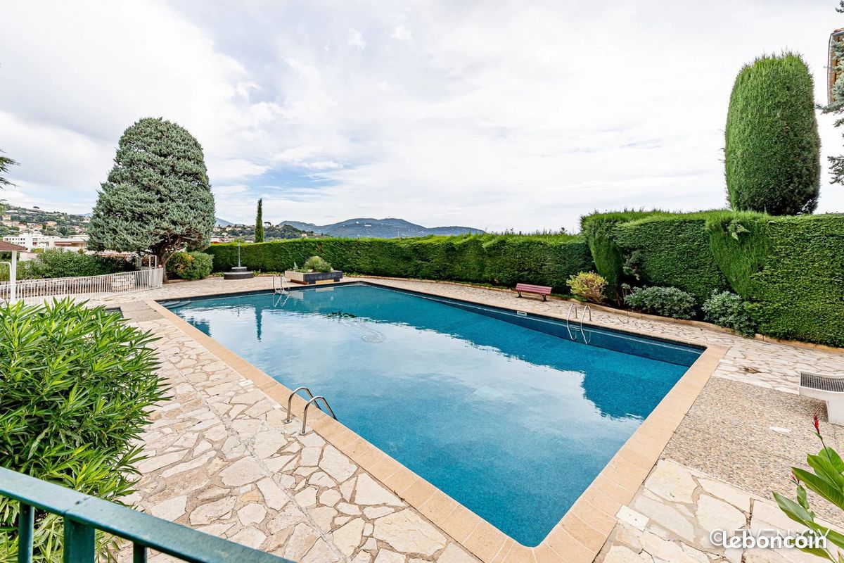 Appartement 3 pièces 80 m² · à Nice · 80 m² · 365 000 €