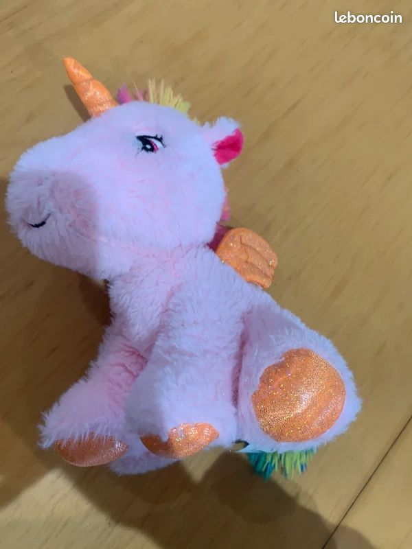 Peluche licorne (image 1)