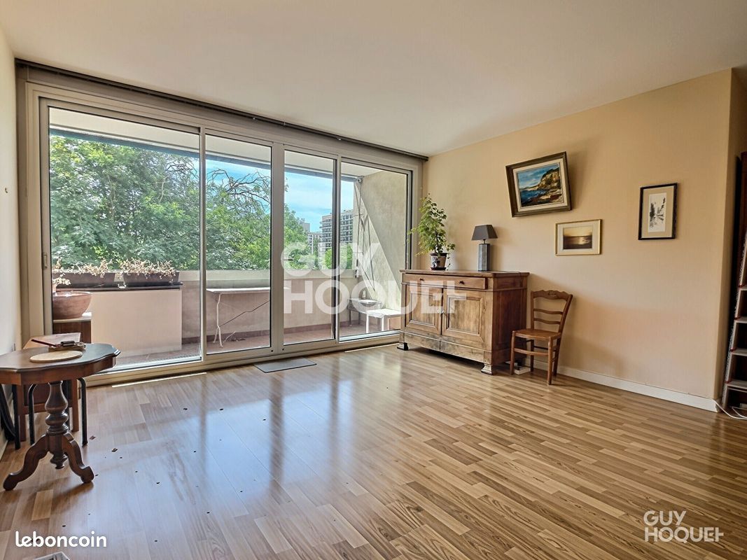 Appartement 4 pièces 76 m² · à Meudon · 76 m² · 273 500 €