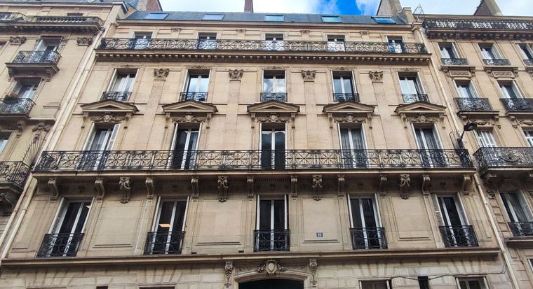 Appartement a louer paris-8e-arrondissement - 2 pièce(s) - 32 m2 - Surfyn