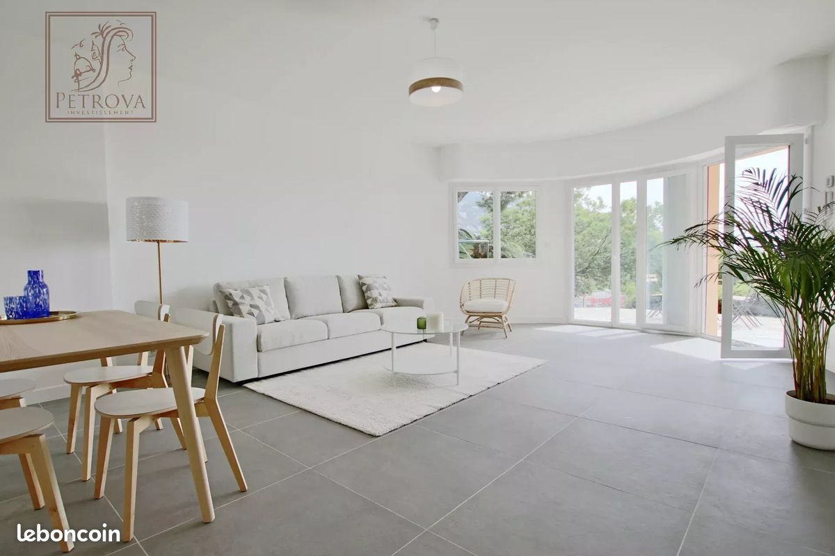 Appartement 2 pièces 60 m² · à Nice · 60 m² · 2 800 €