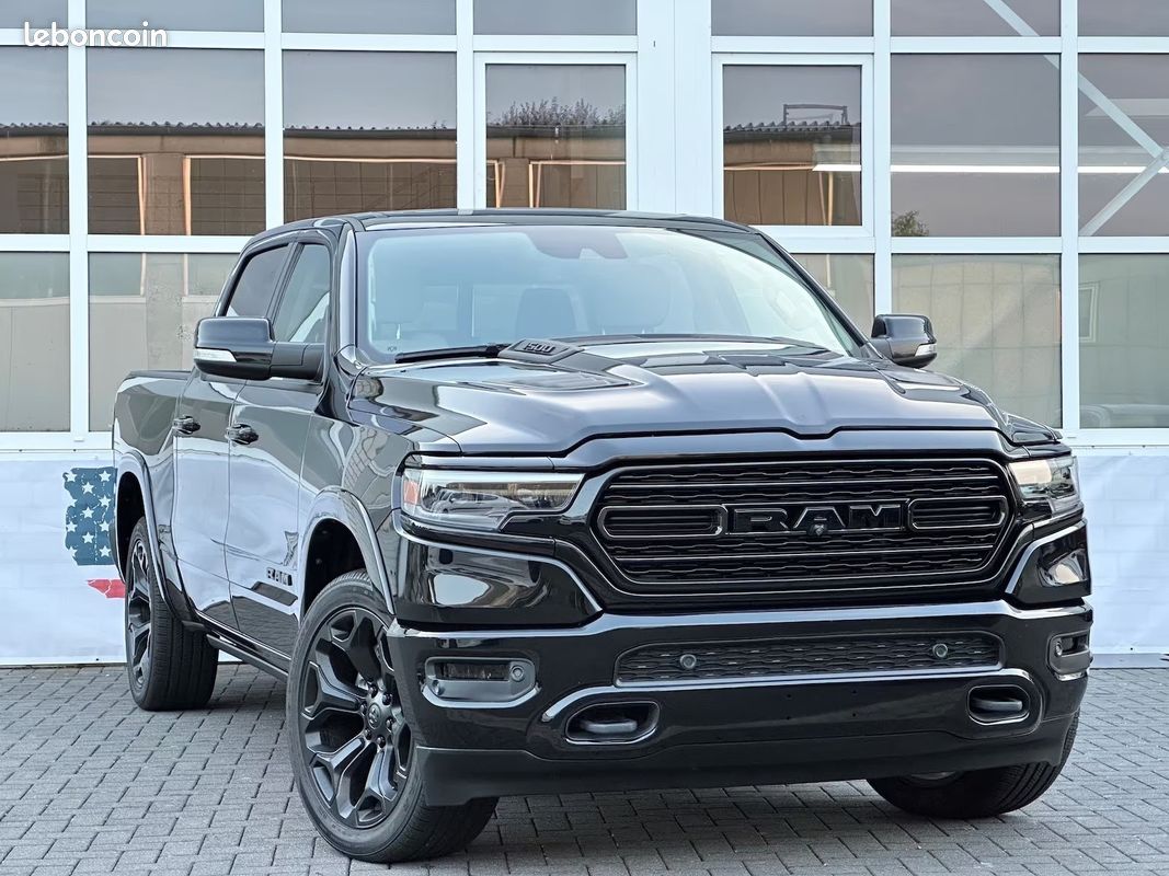 Dodge RAM 1500 Limited 5.7 HEMI eTorque 401 ch 4x4 – Pano – Harman Kardon – 360° – E-Step (image 2)