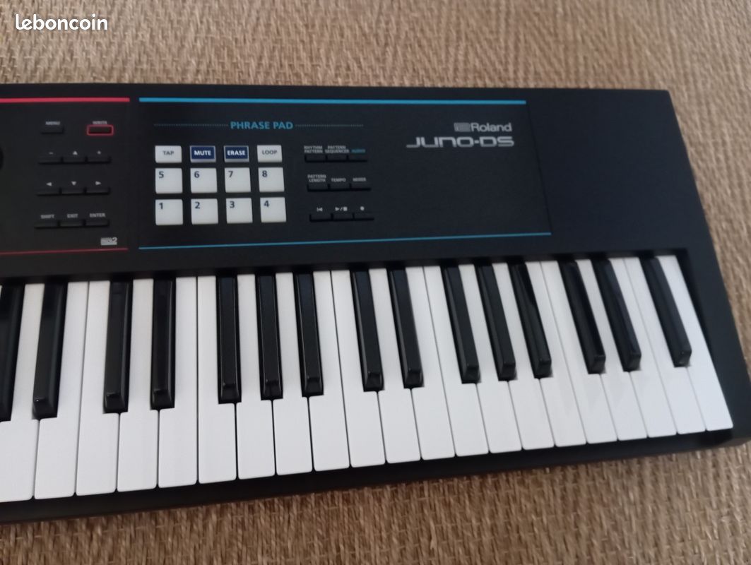 Roland Juno DS 61 (image 3)