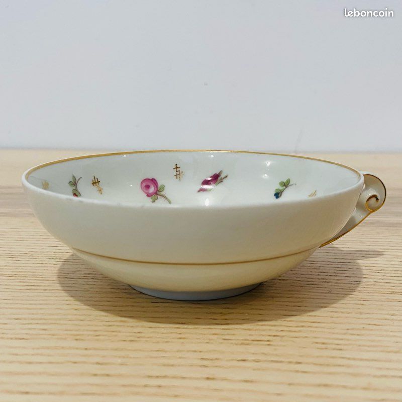 Lot de 11 tasses fleuries de G. Boyer - très bon état (image 3)