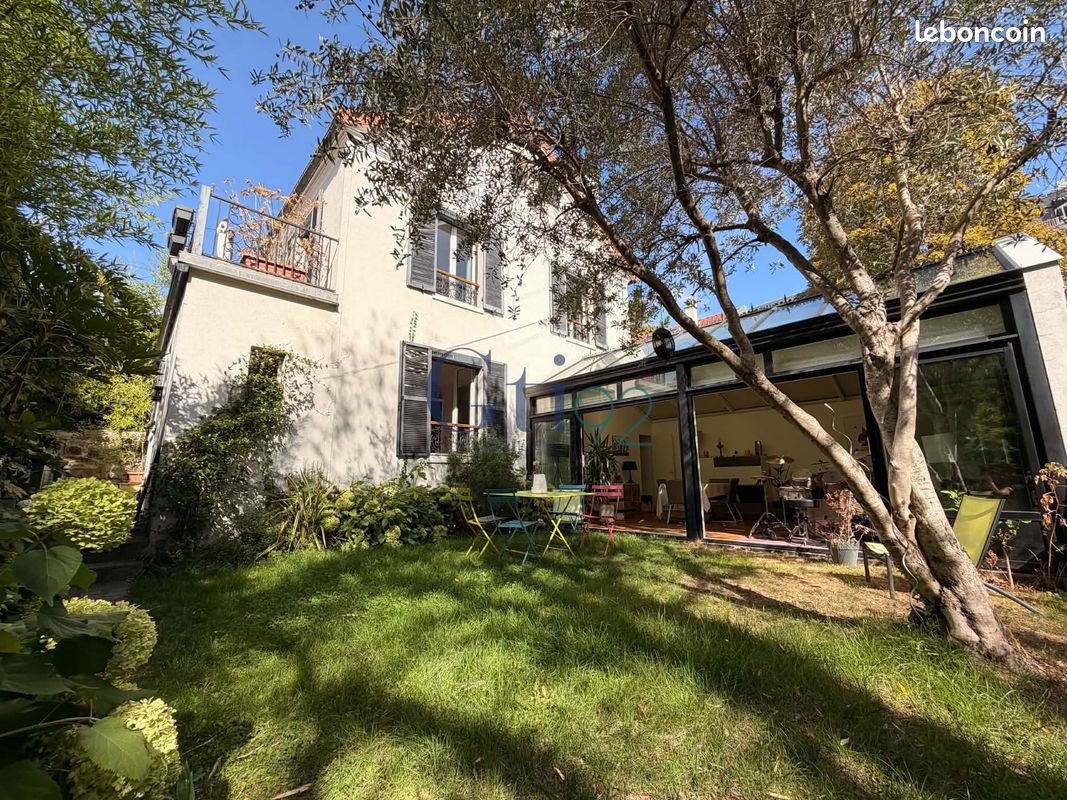 Maison 6 pièces 141 m² · à Clamart · 141 m² · 1 250 000 €