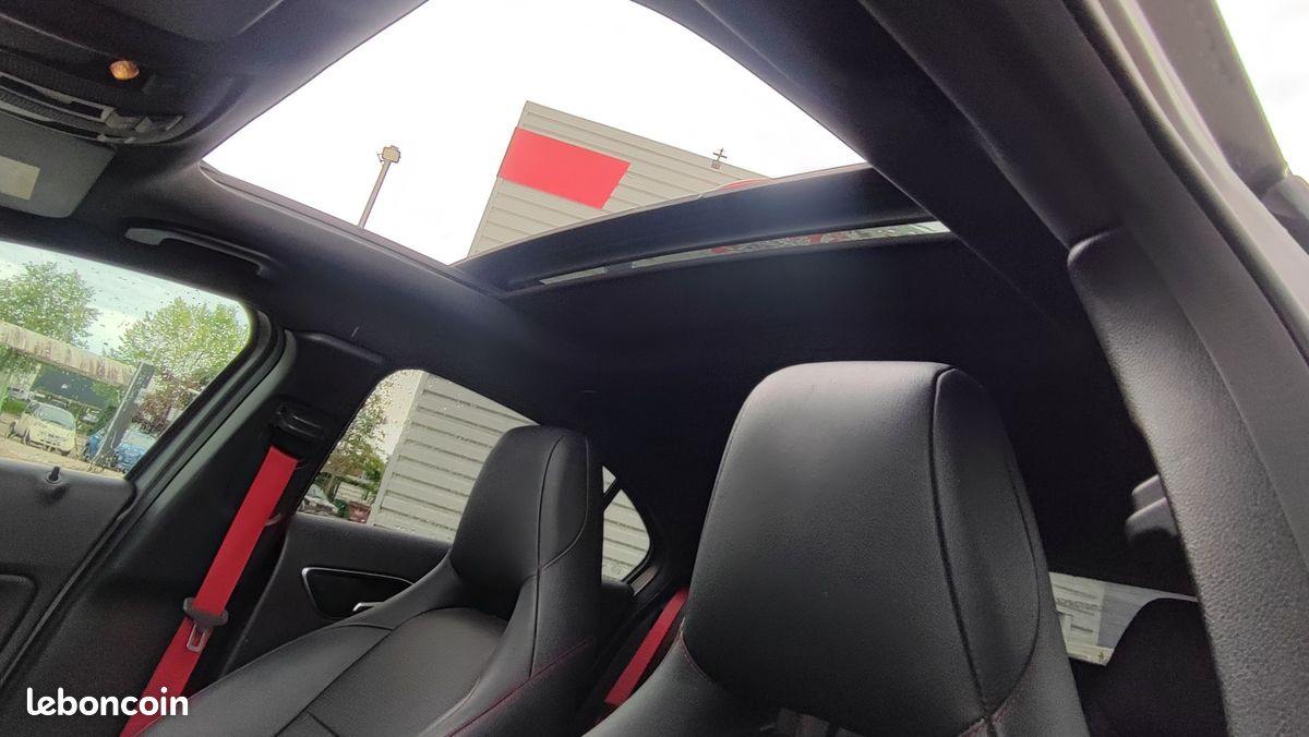 Mercedes CLASSE A 45 AMG 4AMTIC 381CV DCT7 (image 10)