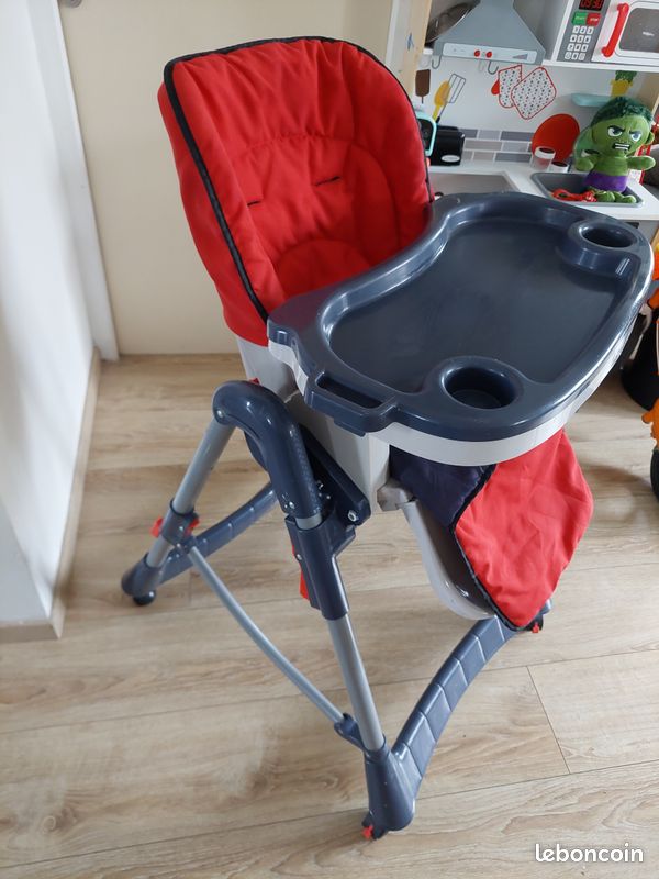 Chaise haute (image 2)